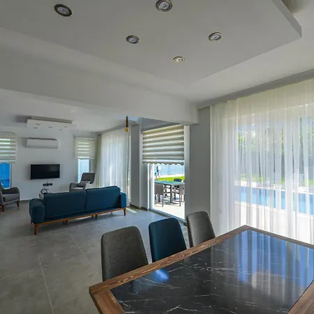 Tekeli B Apartment *